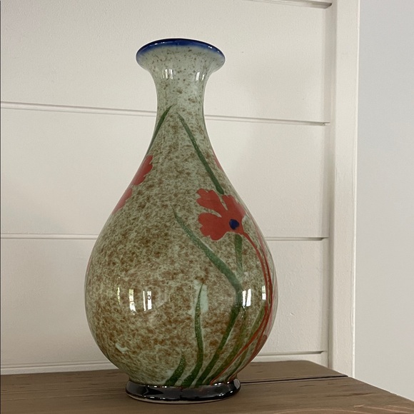 Floral Ceramic Vase with Red and Green Design - Picture 3 of 4